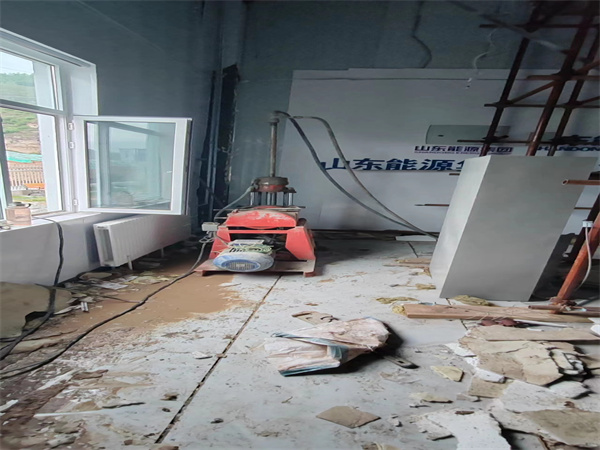 耒阳地基基础下沉墙体裂缝加固注浆顶升施工